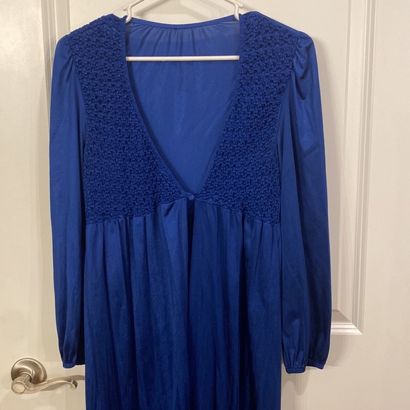 Vintage Kayser Robe & Nightgown Set - Picture 11 of 11